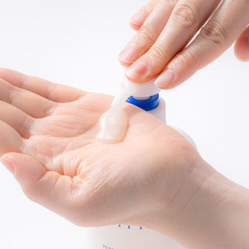 Moisture Mild White Perfect Essence 400mL, Niacinamide & Vitamin C, KOSE (Quasi-Drug) - image 4